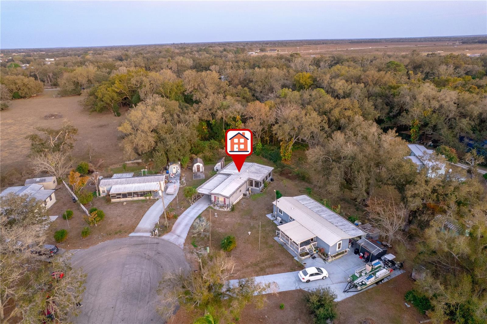 Image 3 of 38 For 1381 Se Lake Rd