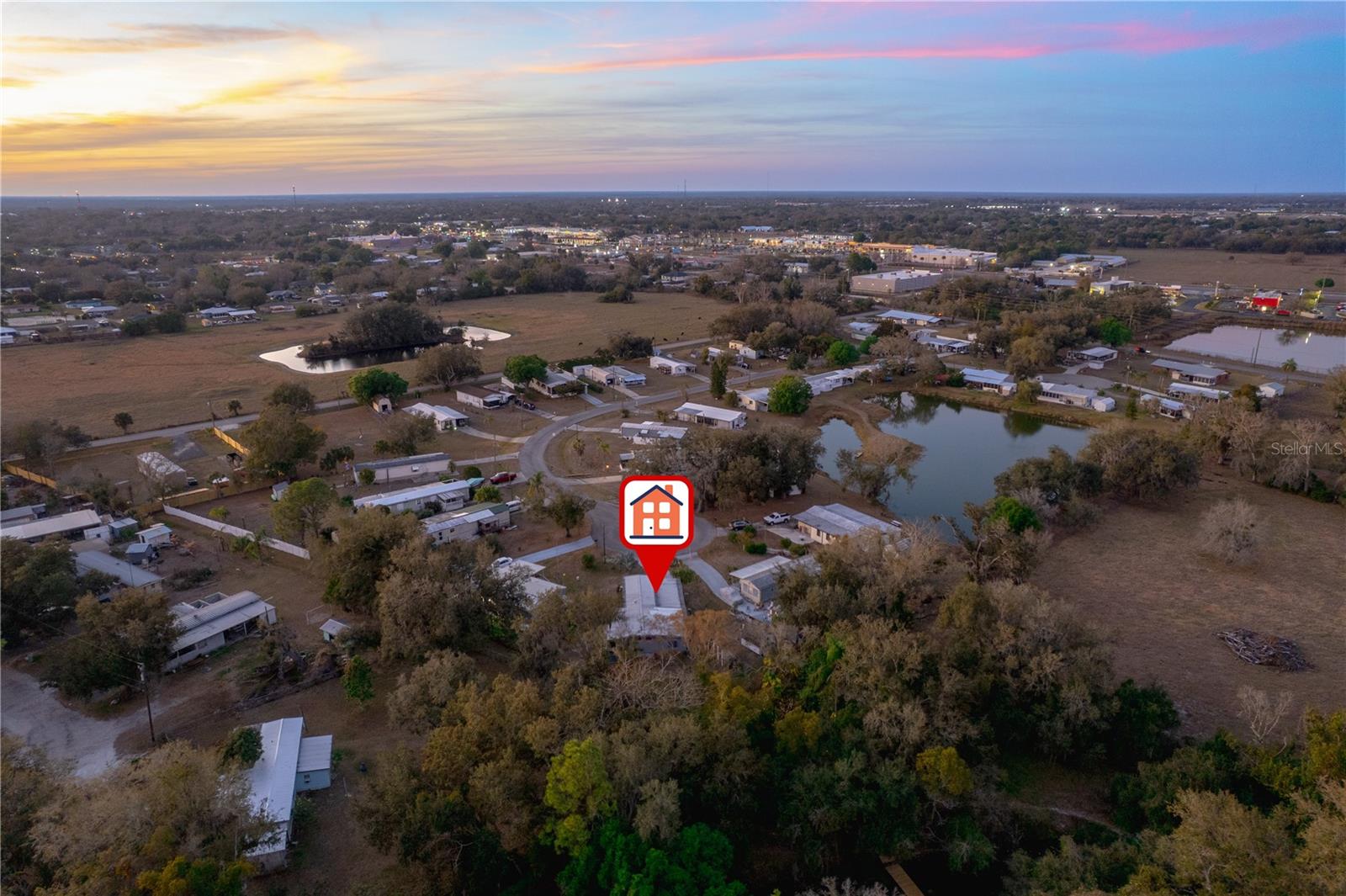 Image 5 of 38 For 1381 Se Lake Rd