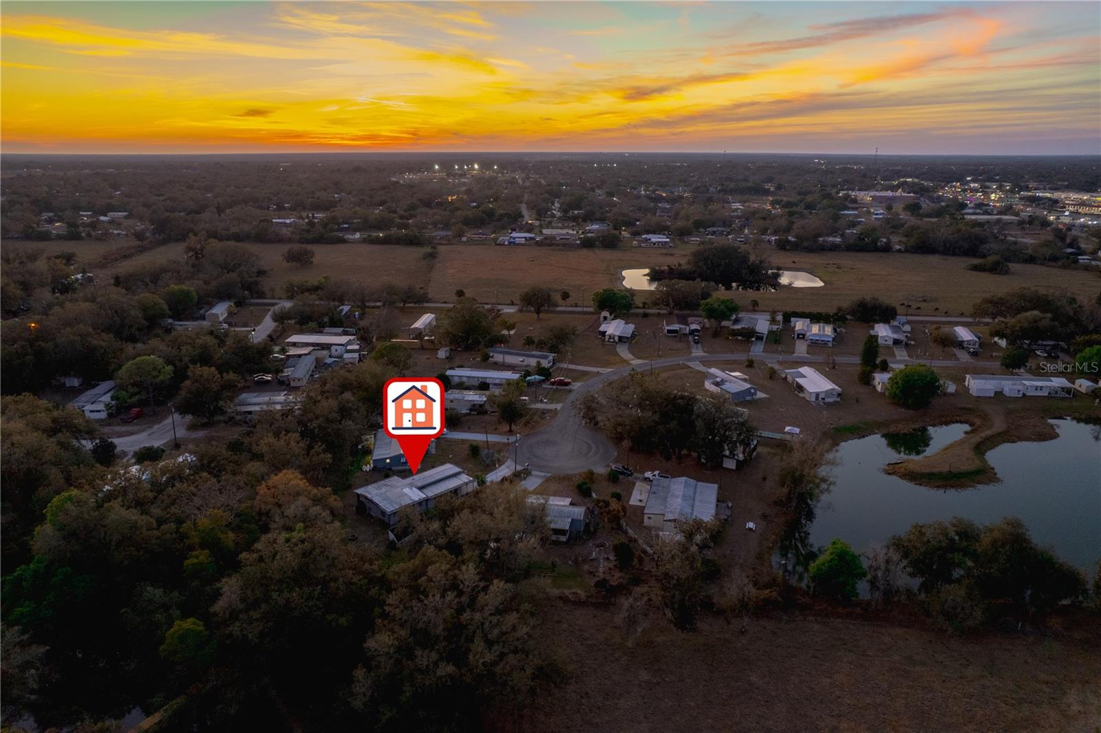 Image 6 of 38 For 1381 Se Lake Rd