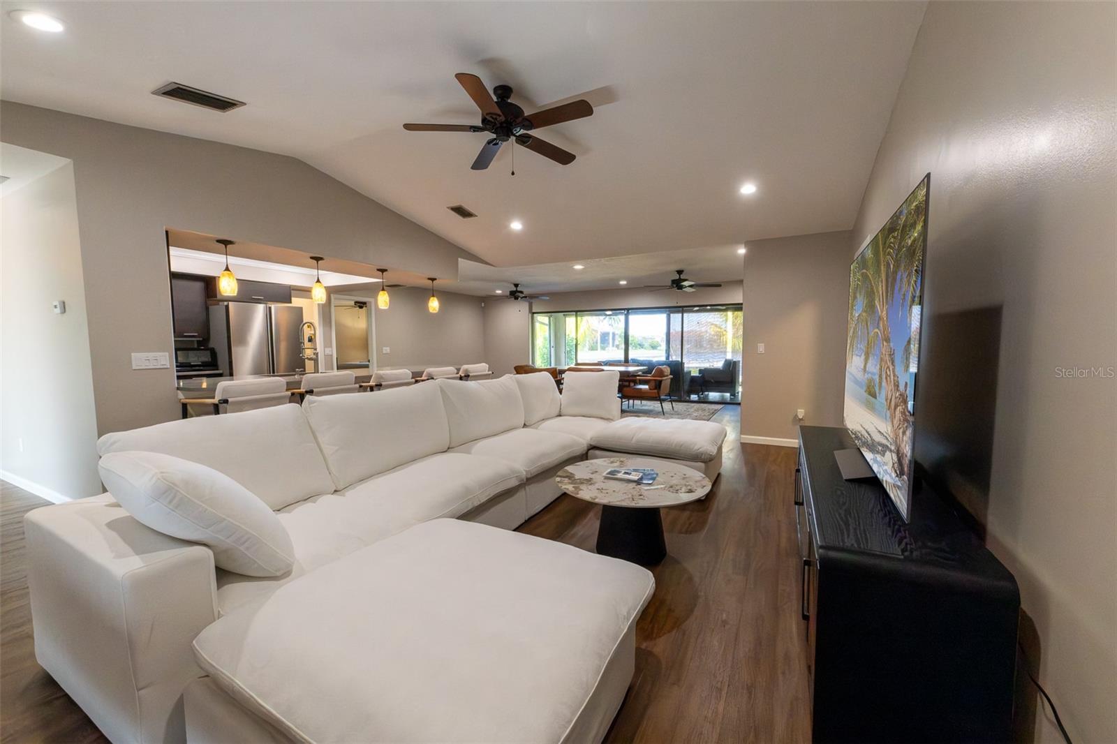 Image 10 of 33 For 376 Portofino Drive