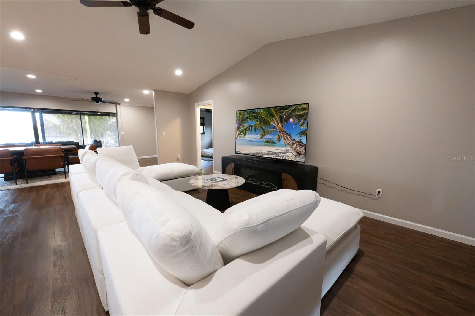 Image 8 of 33 For 376 Portofino Drive