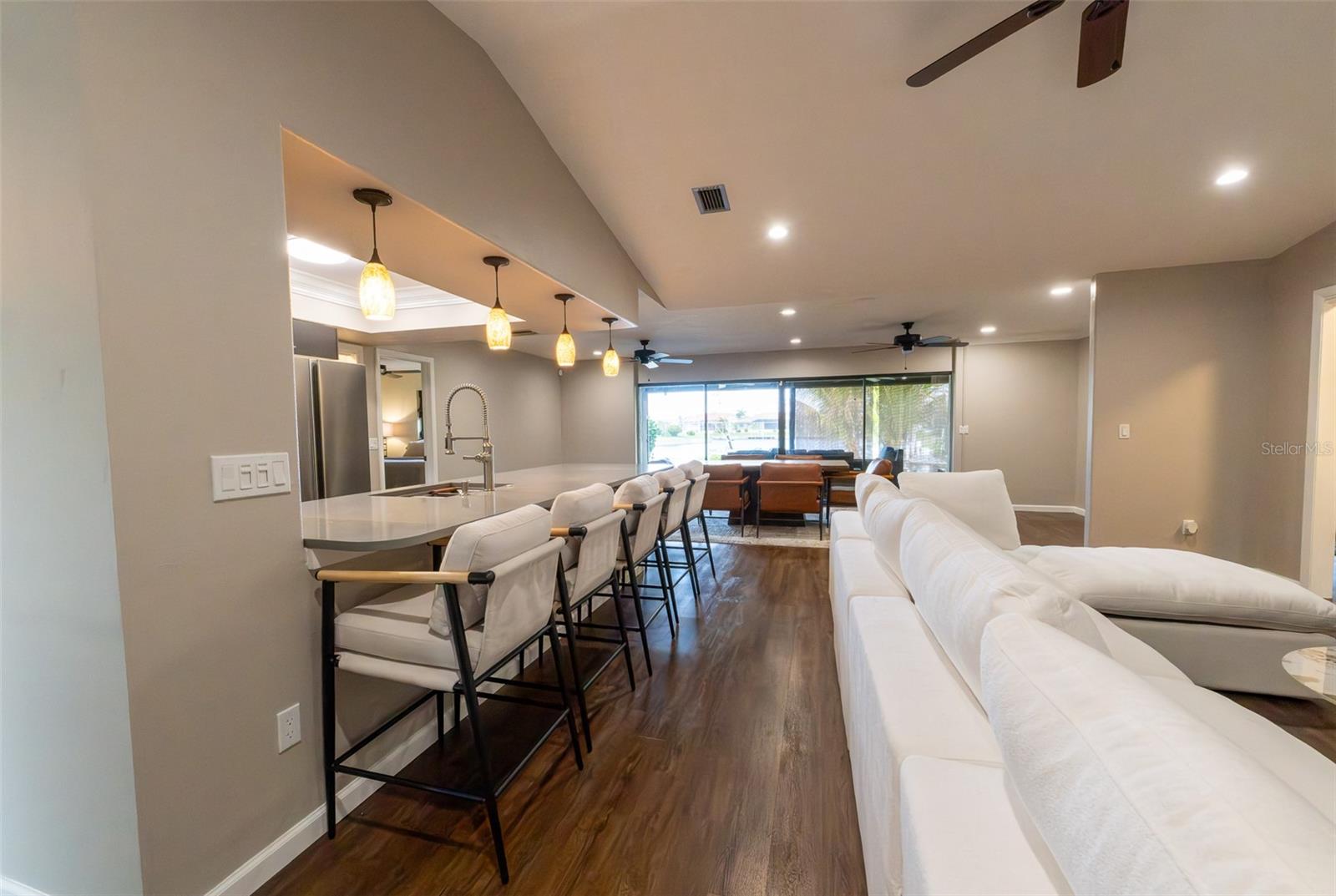 Image 9 of 33 For 376 Portofino Drive