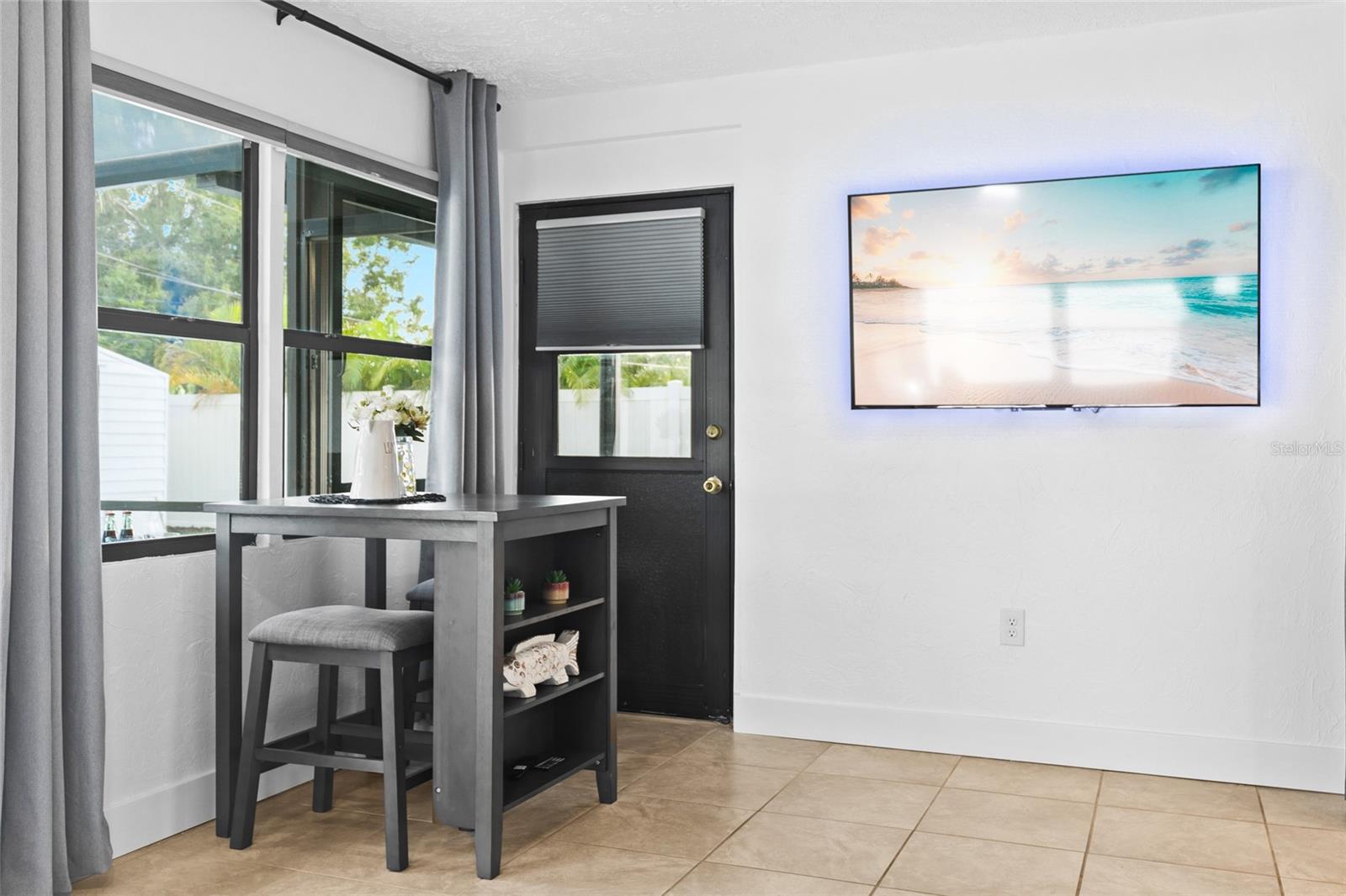 Image 17 of 26 For 1311 Cypress Avenue