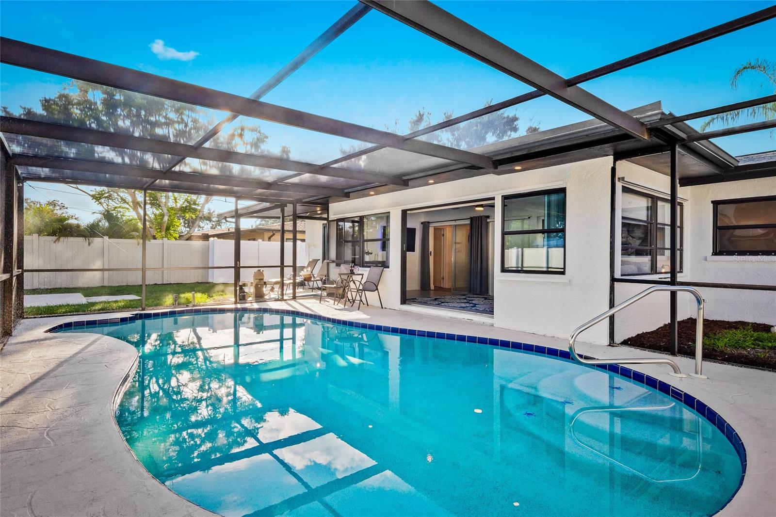 Image 4 of 26 For 1311 Cypress Avenue