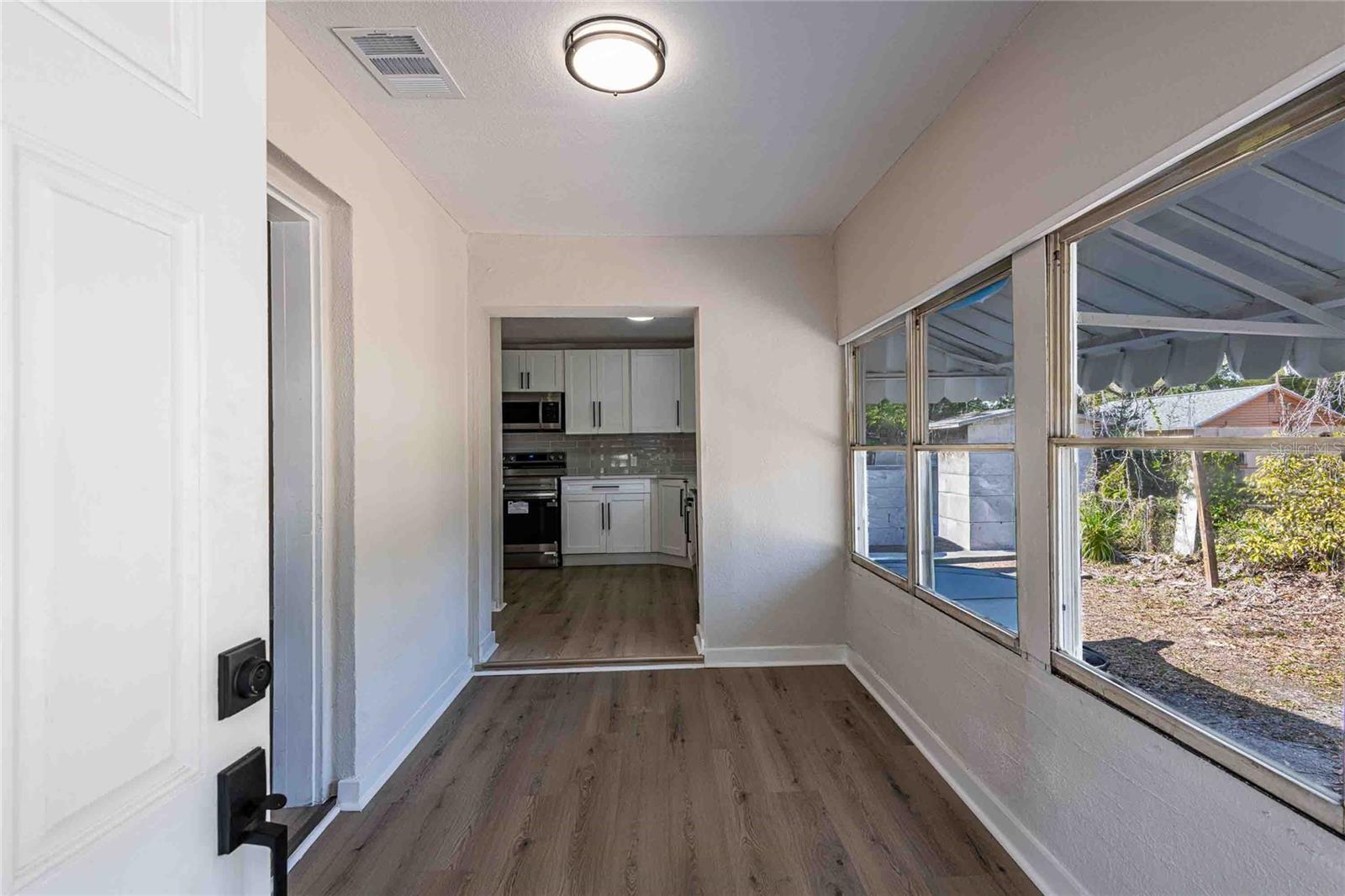 Image 11 of 46 For 5104 15th Street