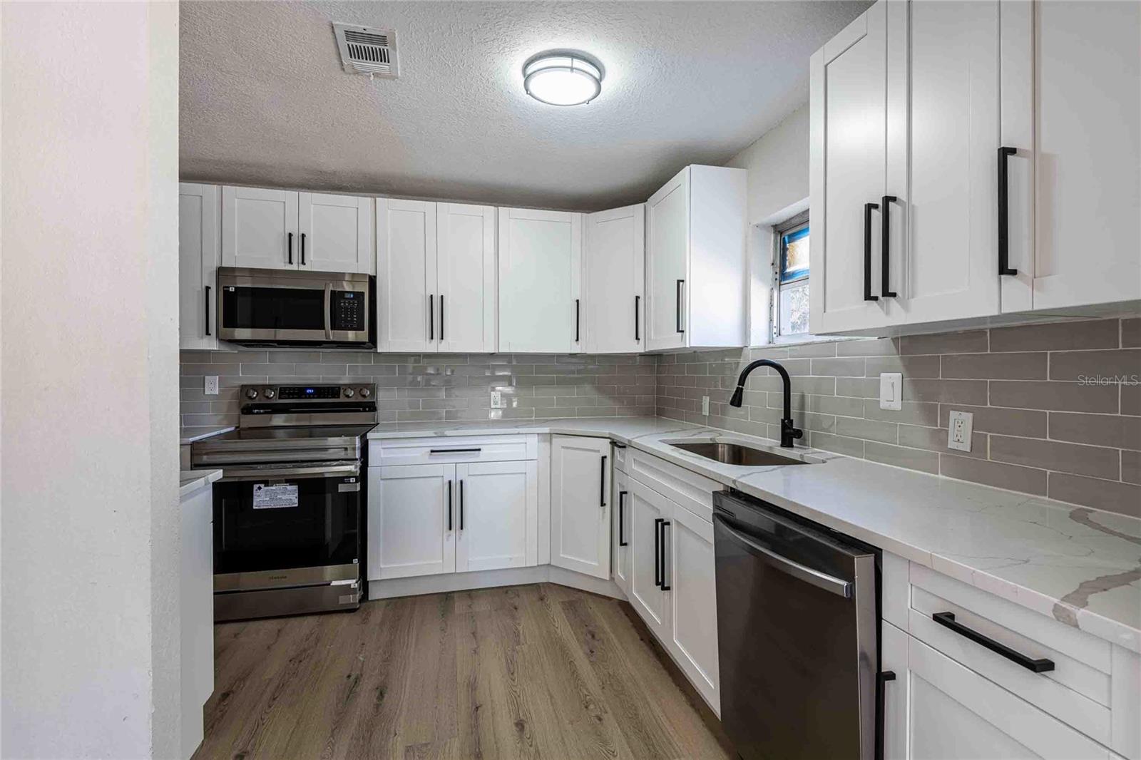 Image 7 of 46 For 5104 15th Street