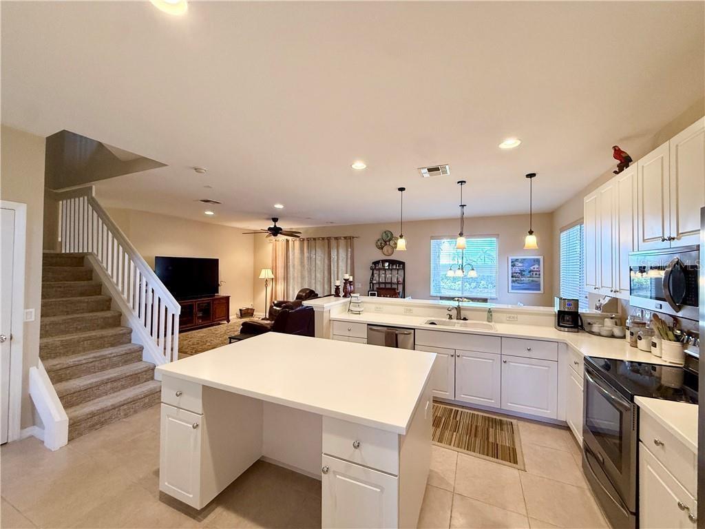 Image 13 of 43 For 15470 Laguna Hills Drive