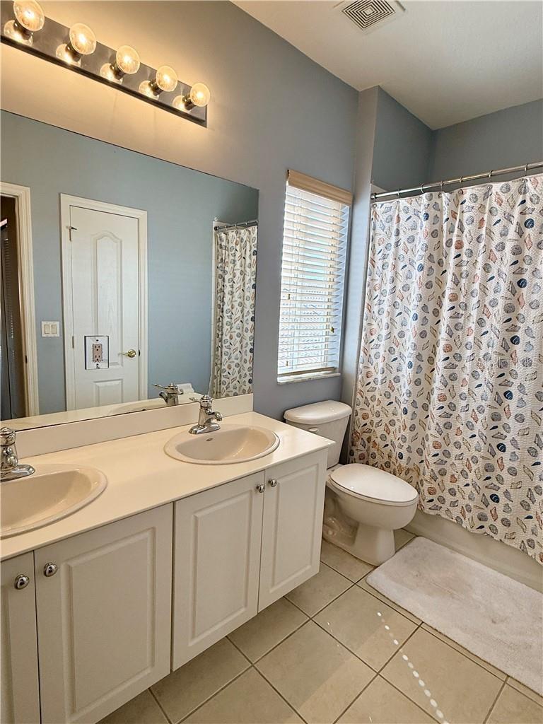 Image 19 of 43 For 15470 Laguna Hills Drive