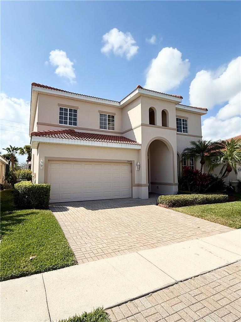 Image 4 of 43 For 15470 Laguna Hills Drive