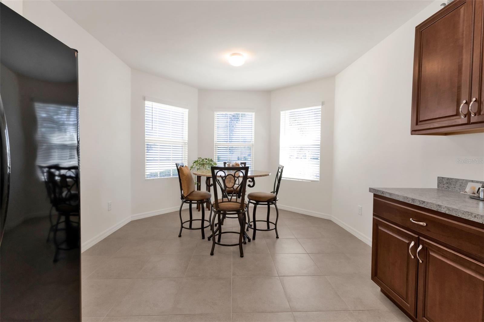 Image 13 of 53 For 7093 Waterford Parkway