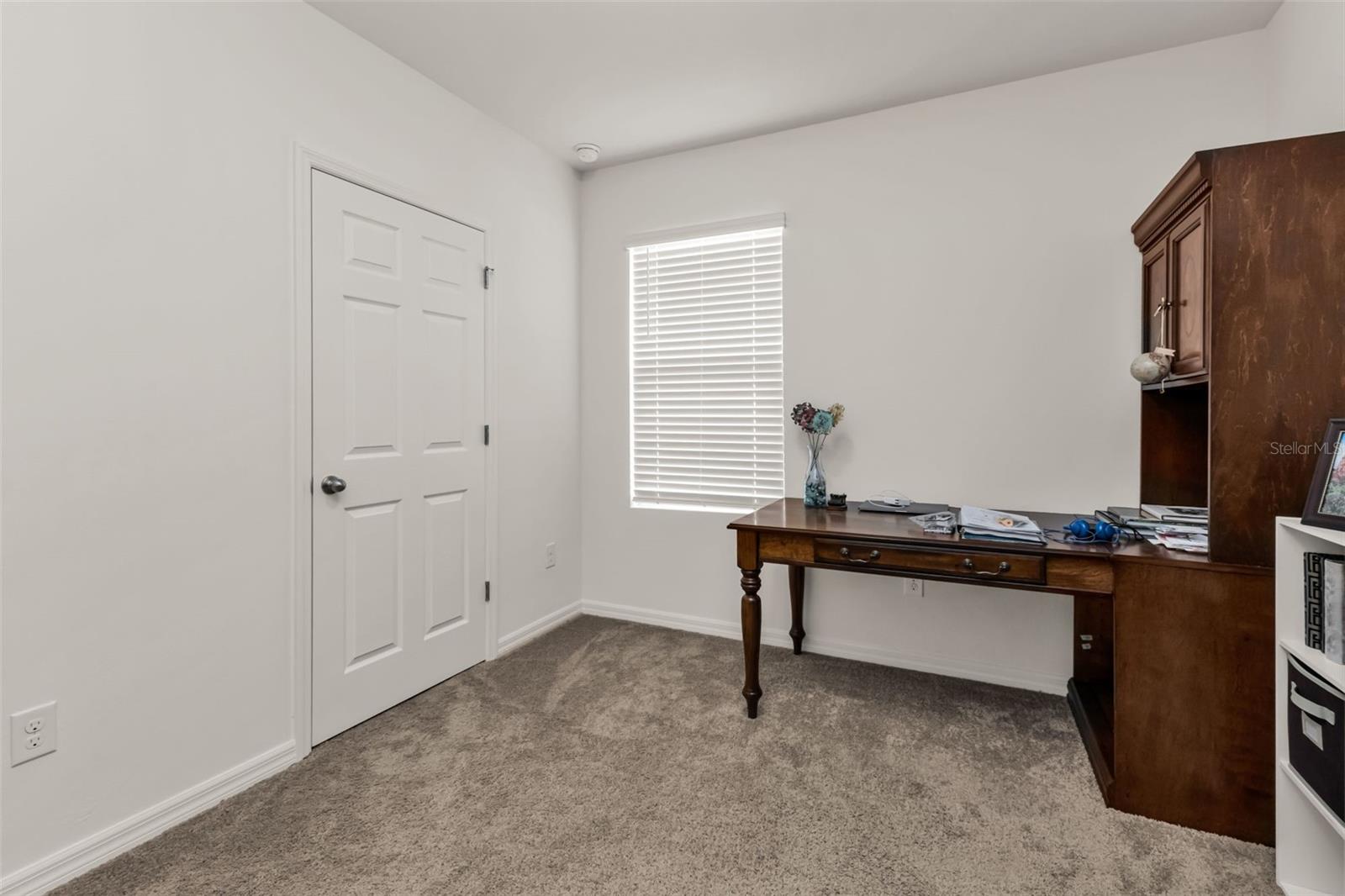 Image 22 of 53 For 7093 Waterford Parkway