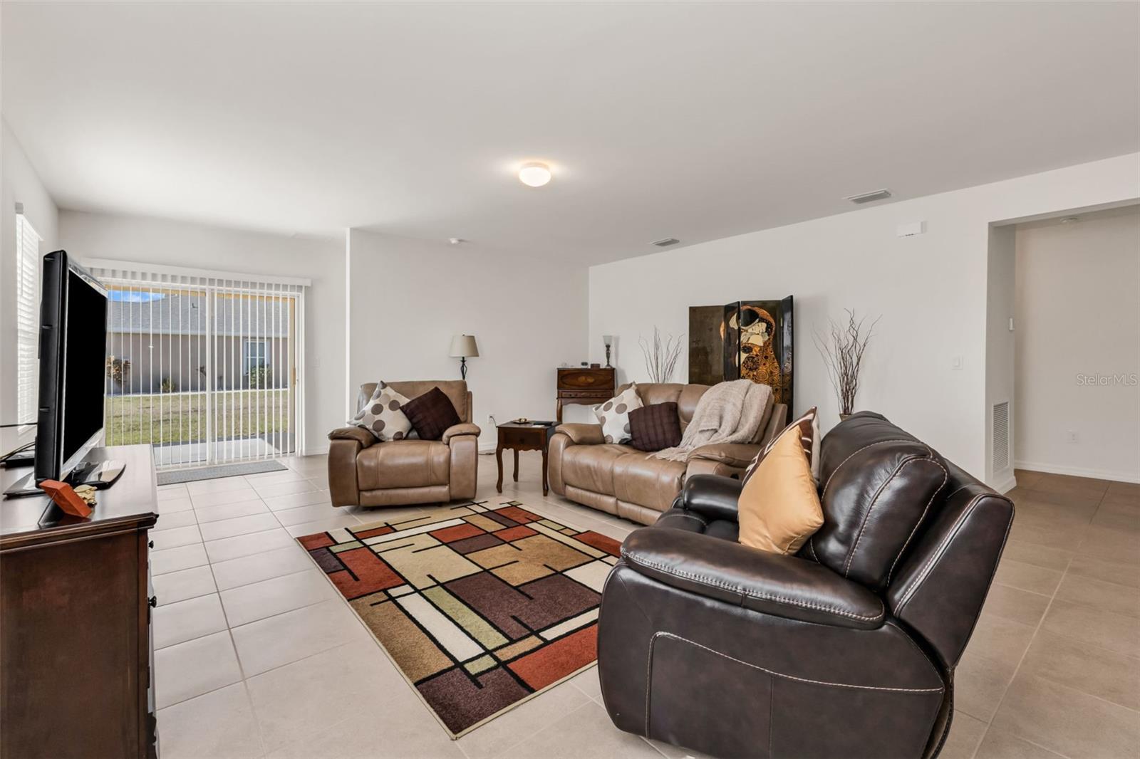 Image 6 of 53 For 7093 Waterford Parkway