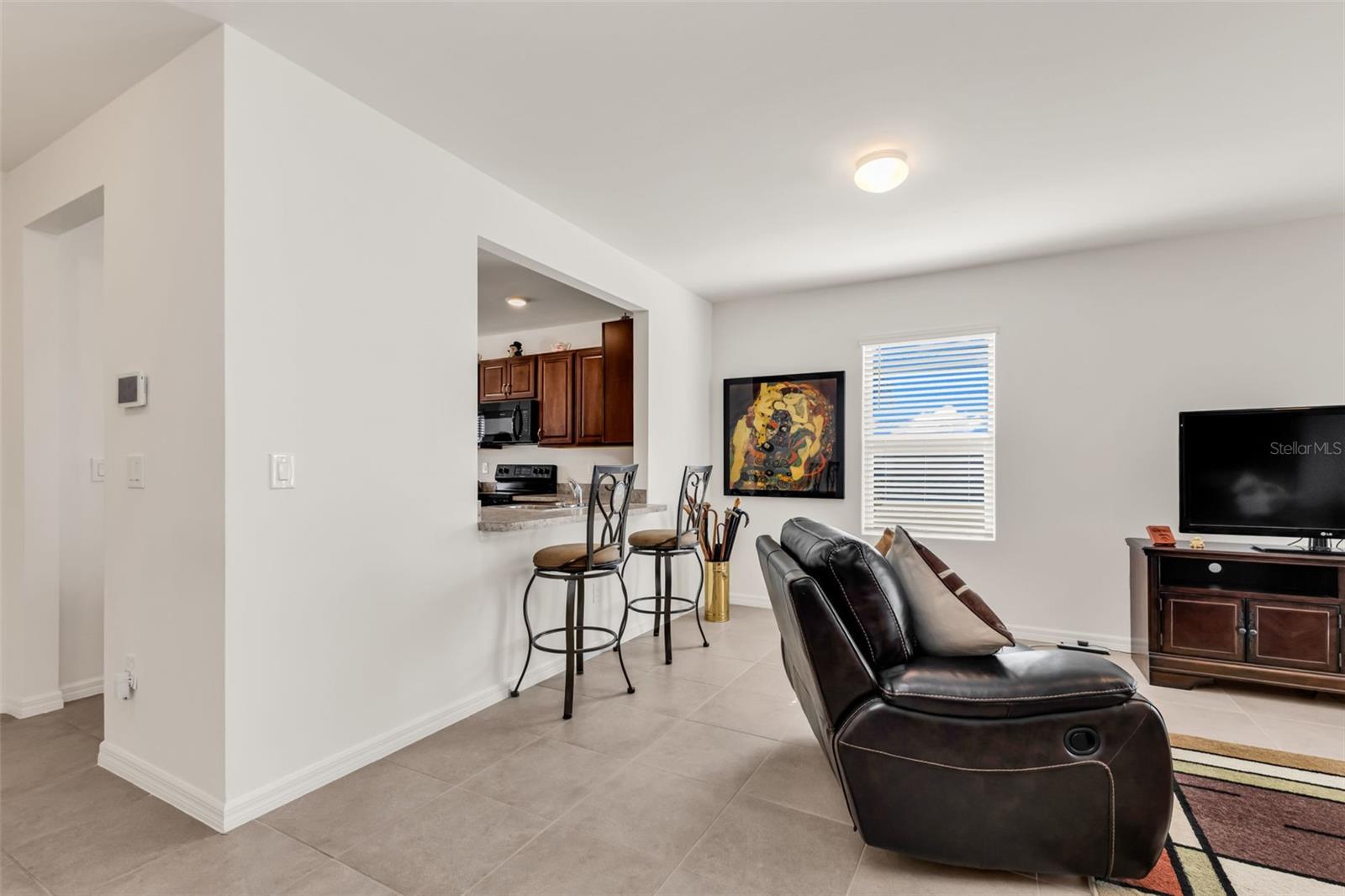 Image 9 of 53 For 7093 Waterford Parkway