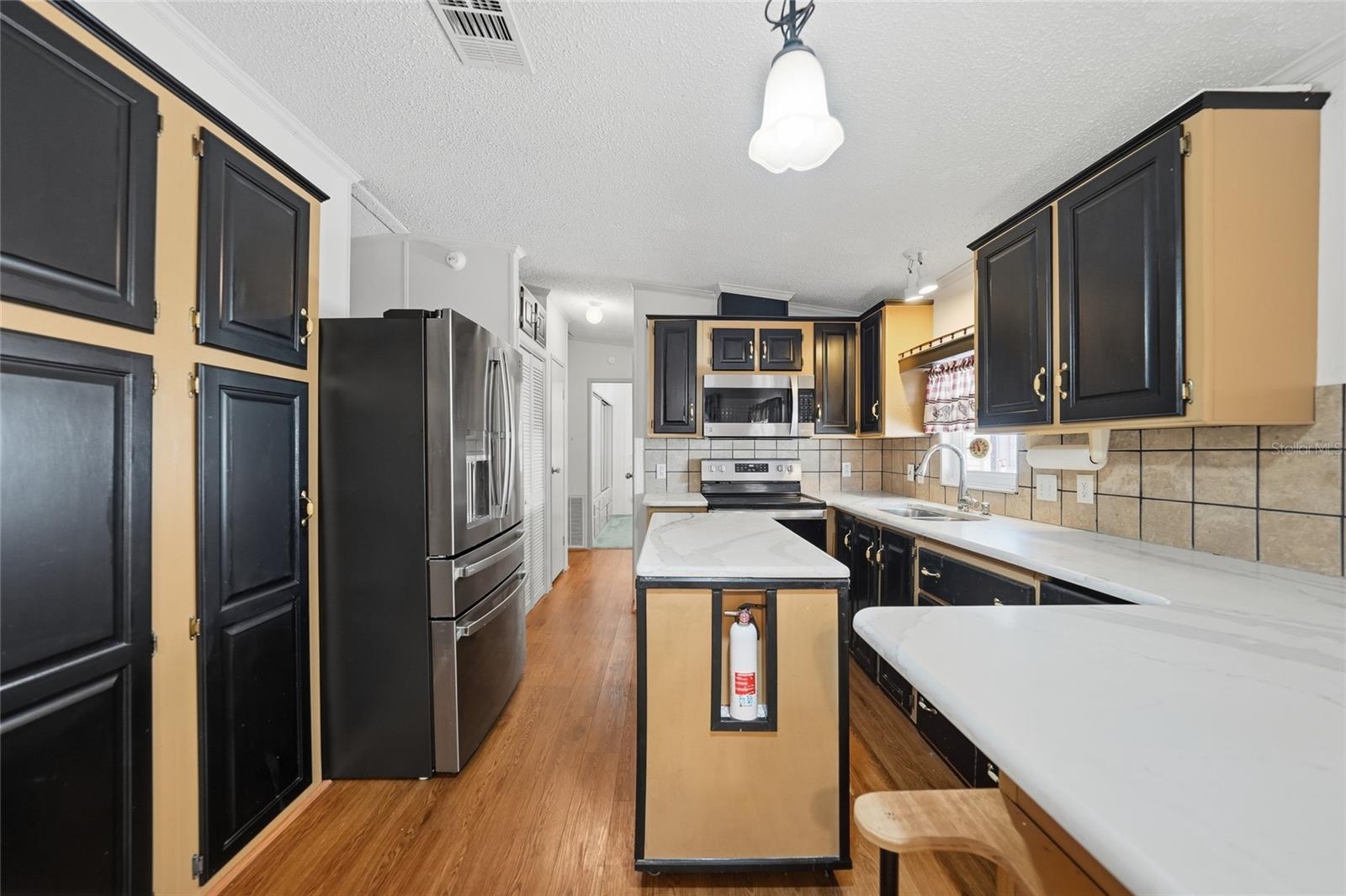 Image 13 of 40 For 7724 Brook Boulevard