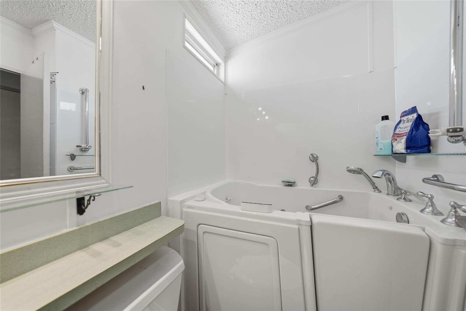 Image 20 of 40 For 7724 Brook Boulevard