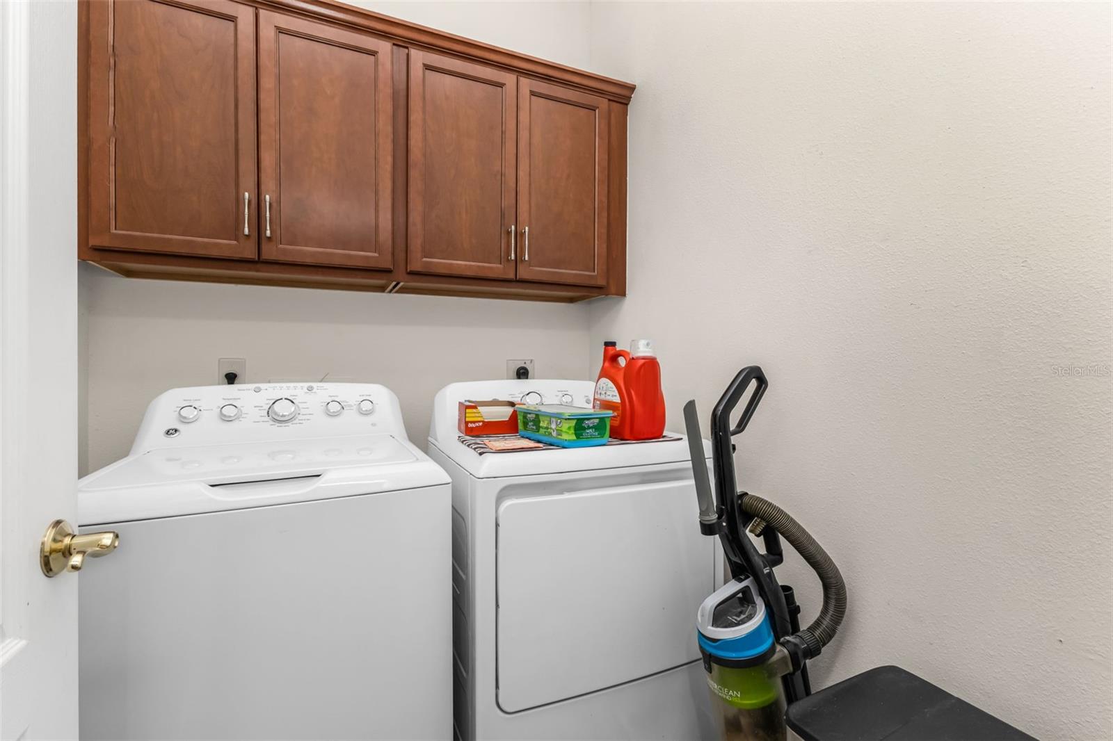 Image 17 of 38 For 1955 Yorktown Trail