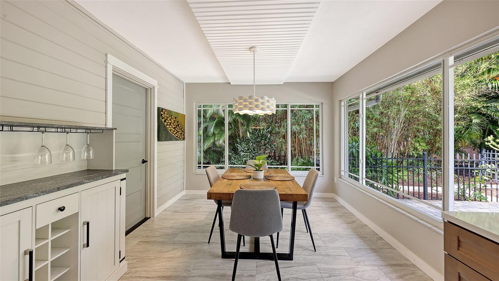 Image 13 of 43 For 628 Olympia Avenue