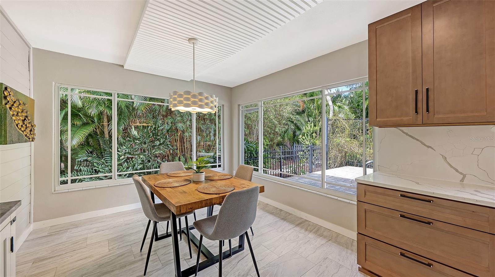 Image 14 of 43 For 628 Olympia Avenue