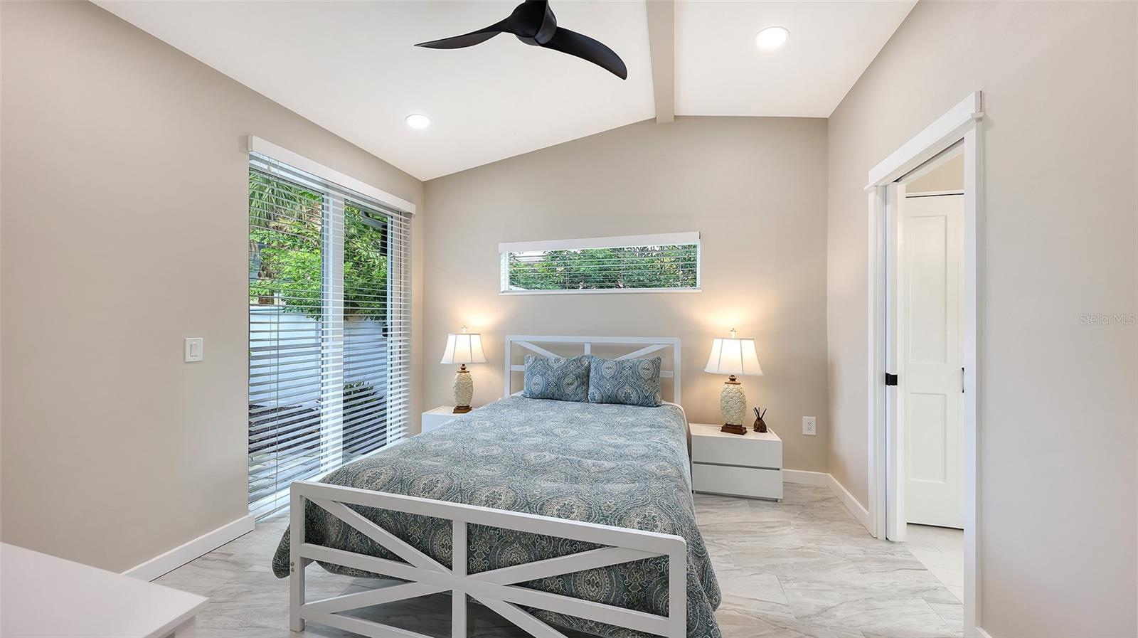 Image 17 of 43 For 628 Olympia Avenue