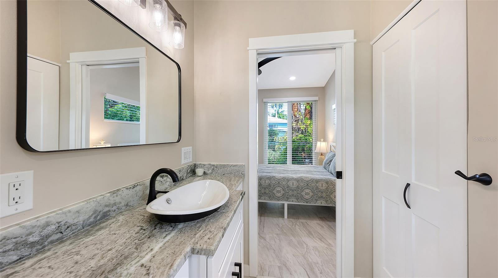 Image 23 of 43 For 628 Olympia Avenue