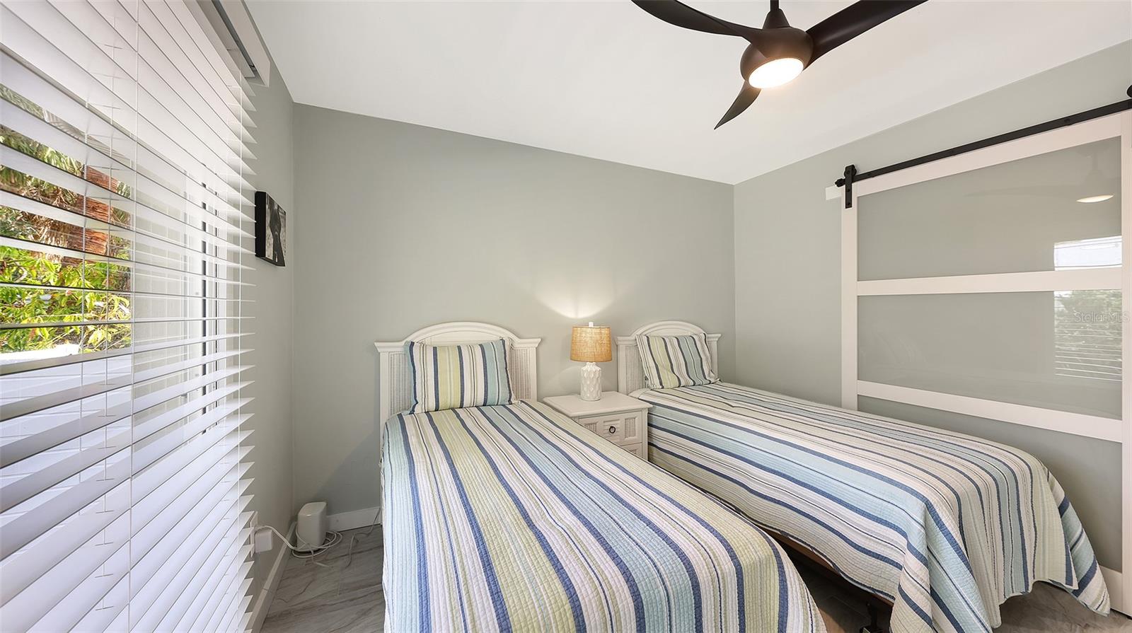 Image 26 of 43 For 628 Olympia Avenue