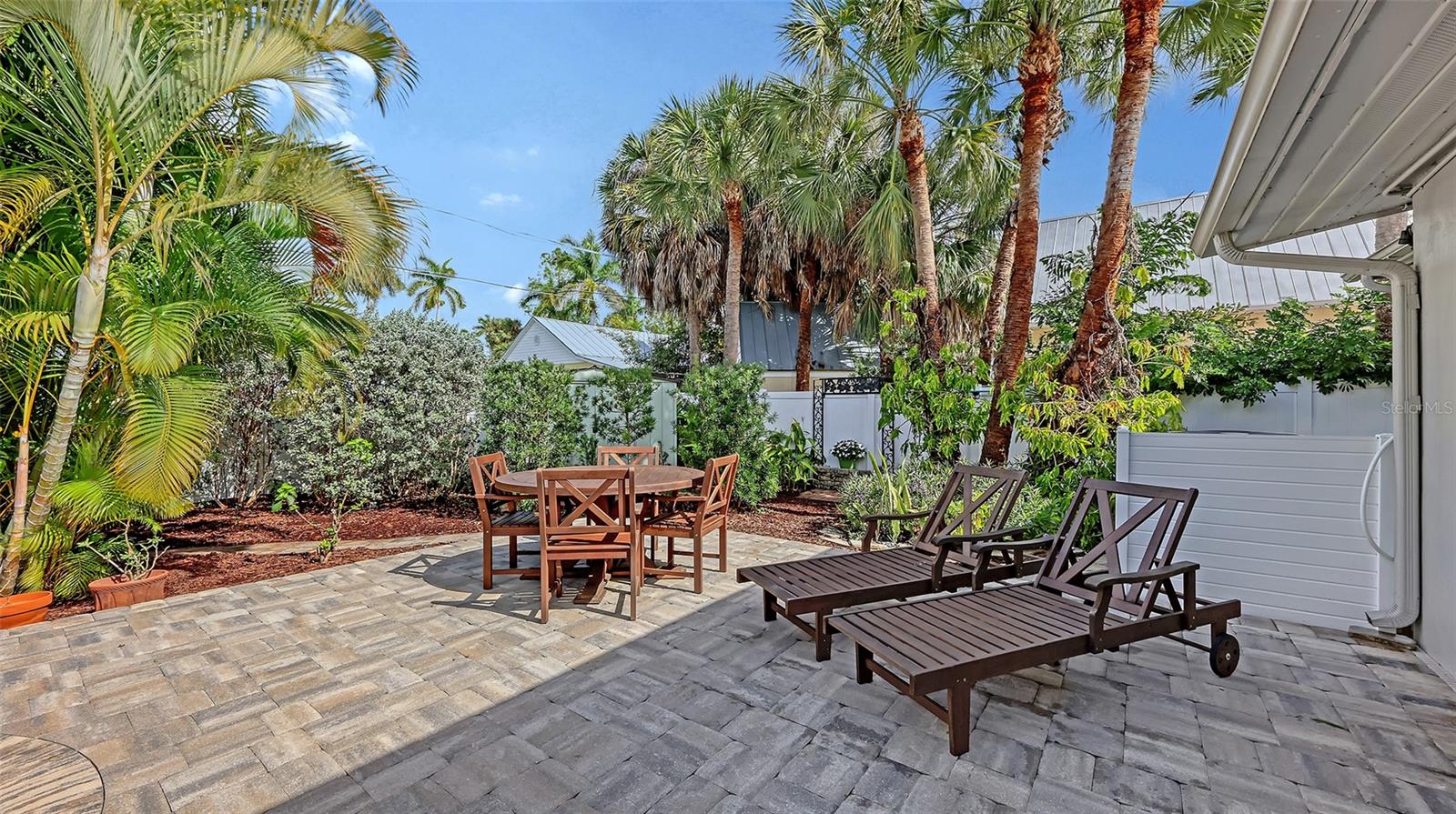 Image 35 of 43 For 628 Olympia Avenue