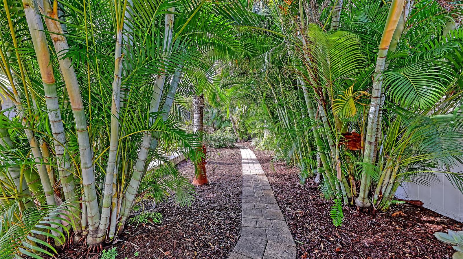 Image 39 of 43 For 628 Olympia Avenue