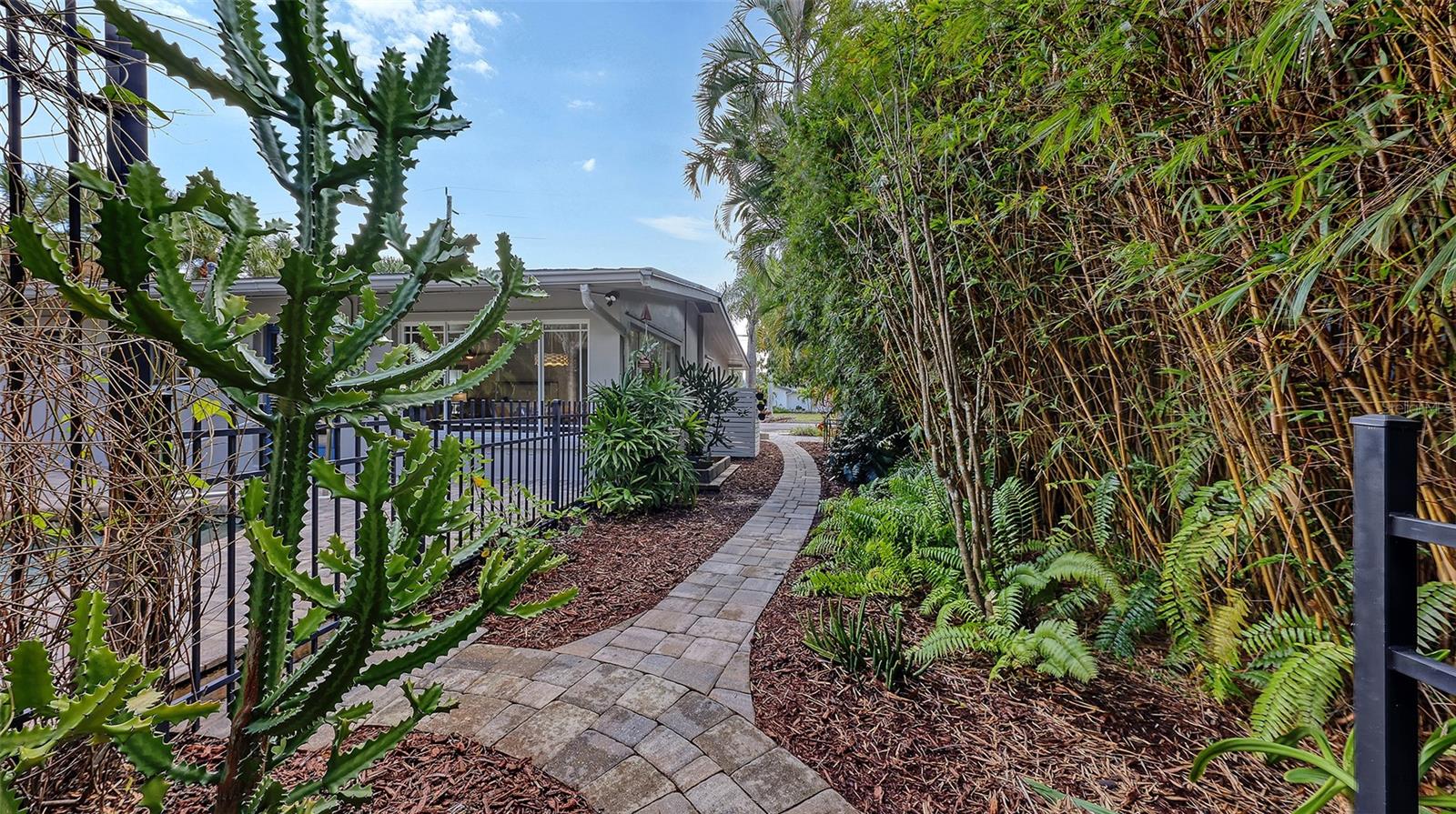 Image 40 of 43 For 628 Olympia Avenue