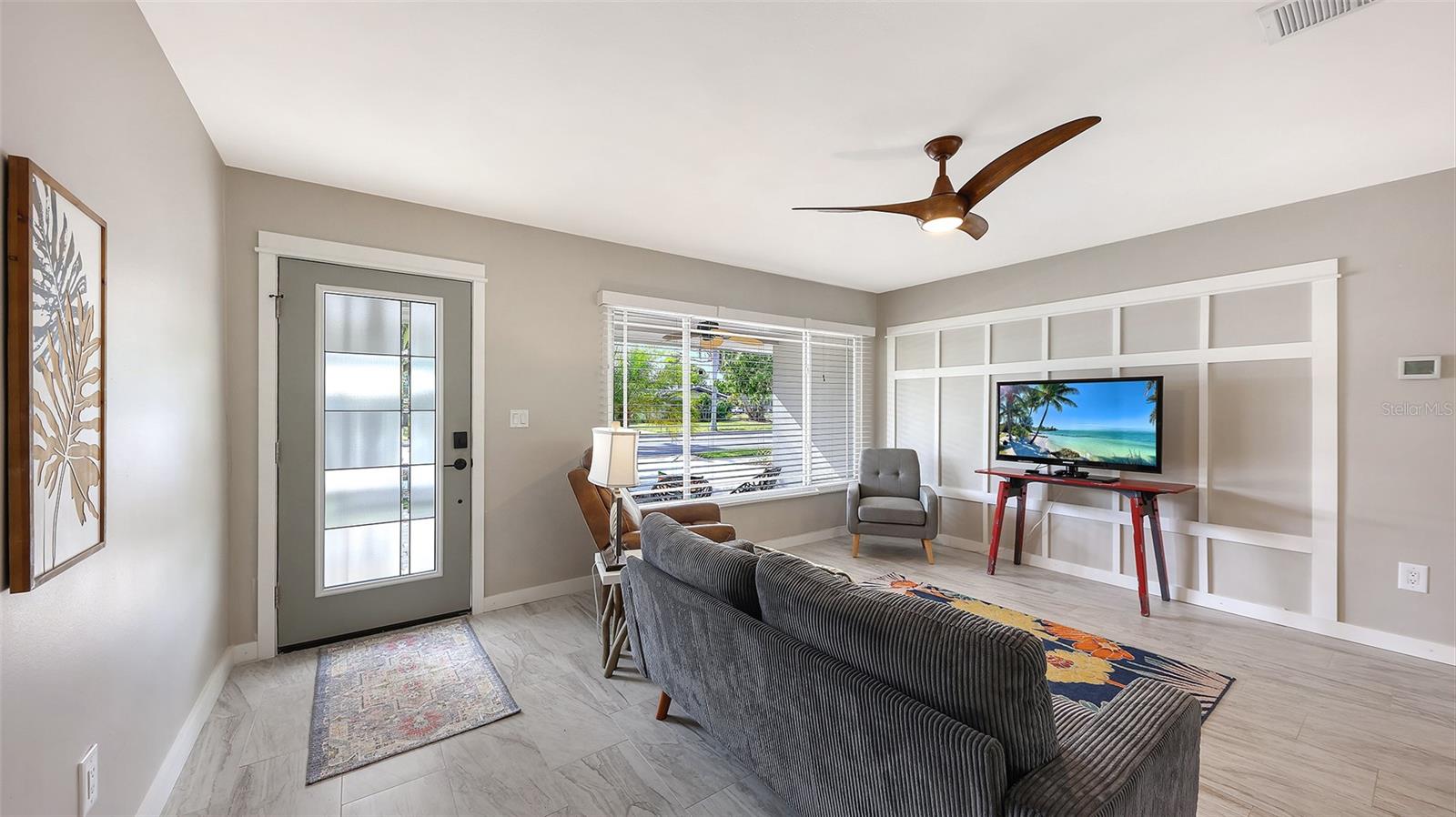 Image 5 of 43 For 628 Olympia Avenue