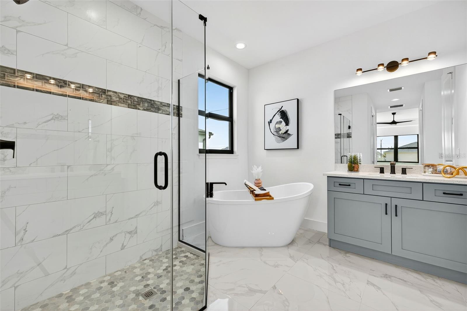 Image 23 of 30 For 3404 11th Street Sw