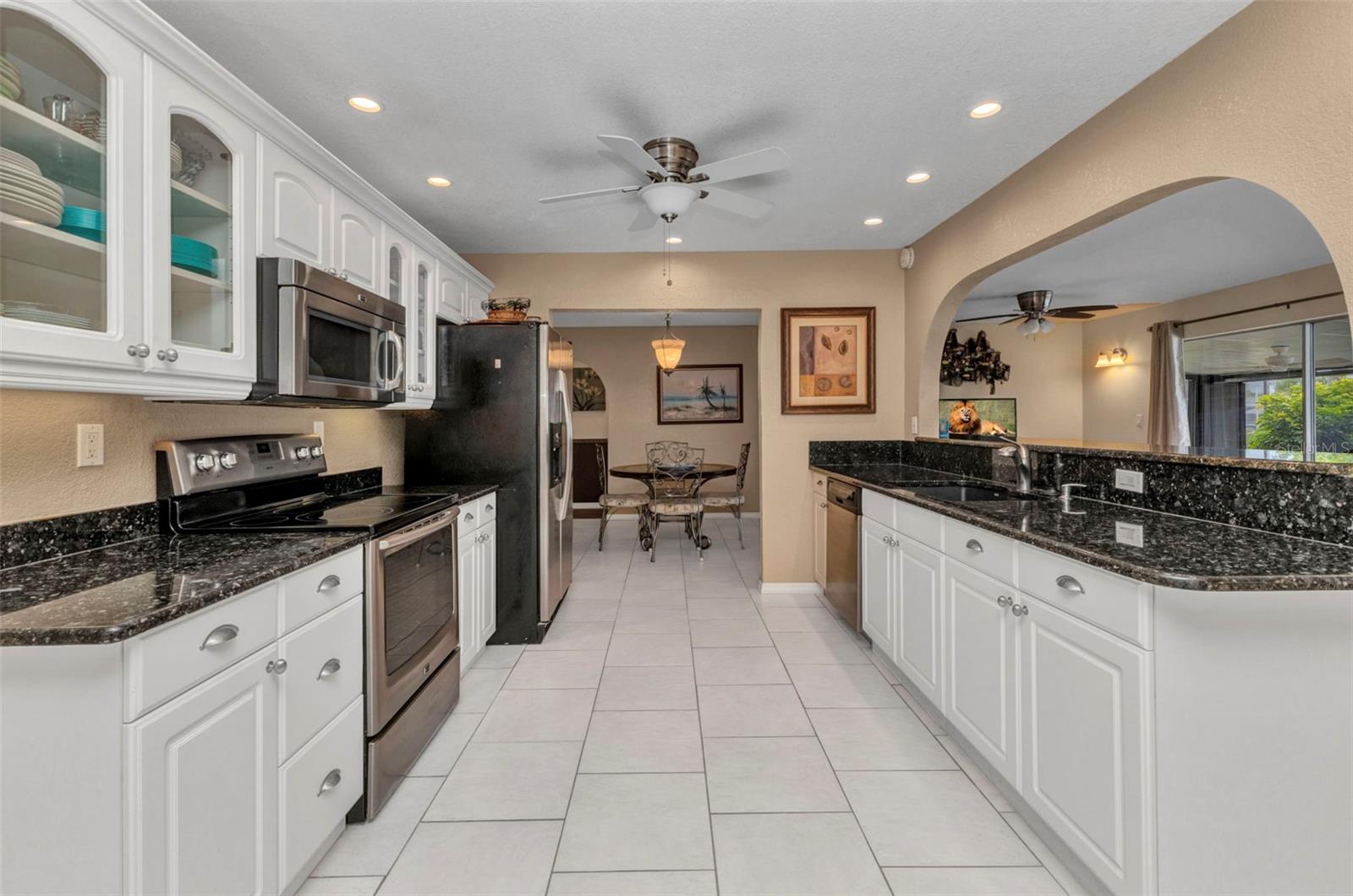 Image 14 of 54 For 205 East Tarpon Boulevard Nw