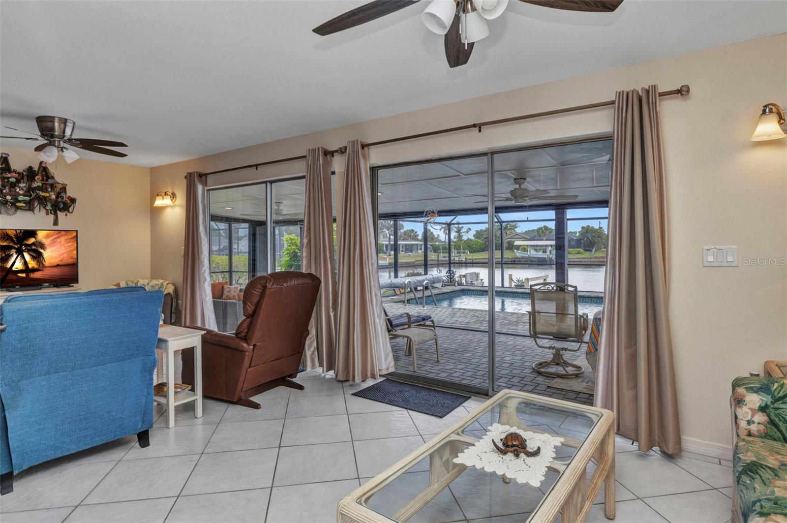 Image 17 of 54 For 205 East Tarpon Boulevard Nw