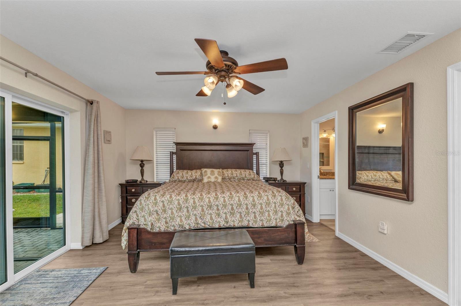 Image 20 of 54 For 205 East Tarpon Boulevard Nw