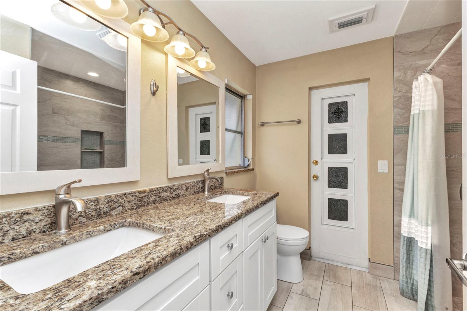 Image 22 of 54 For 205 East Tarpon Boulevard Nw