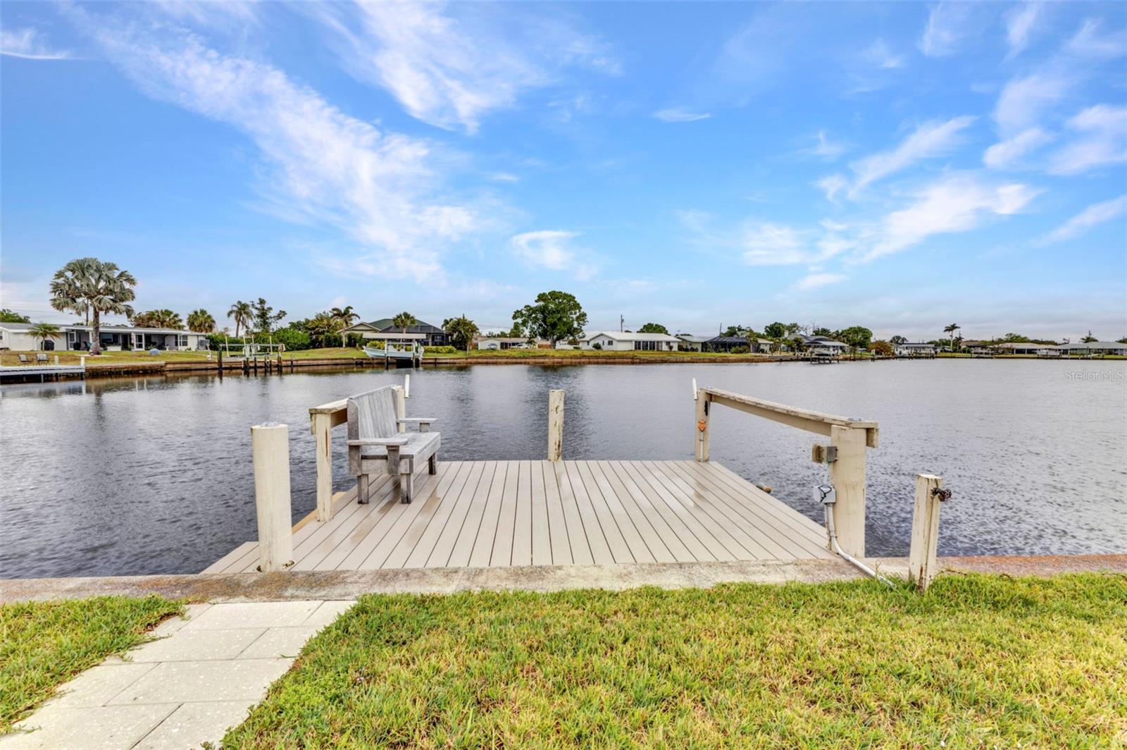 Image 32 of 54 For 205 East Tarpon Boulevard Nw