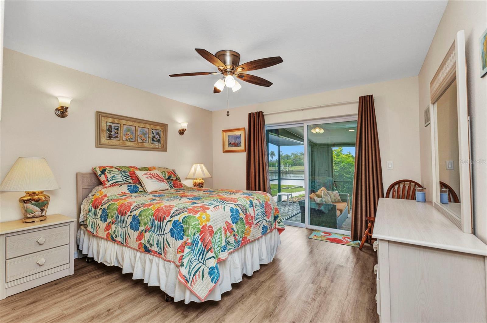 Image 36 of 54 For 205 East Tarpon Boulevard Nw