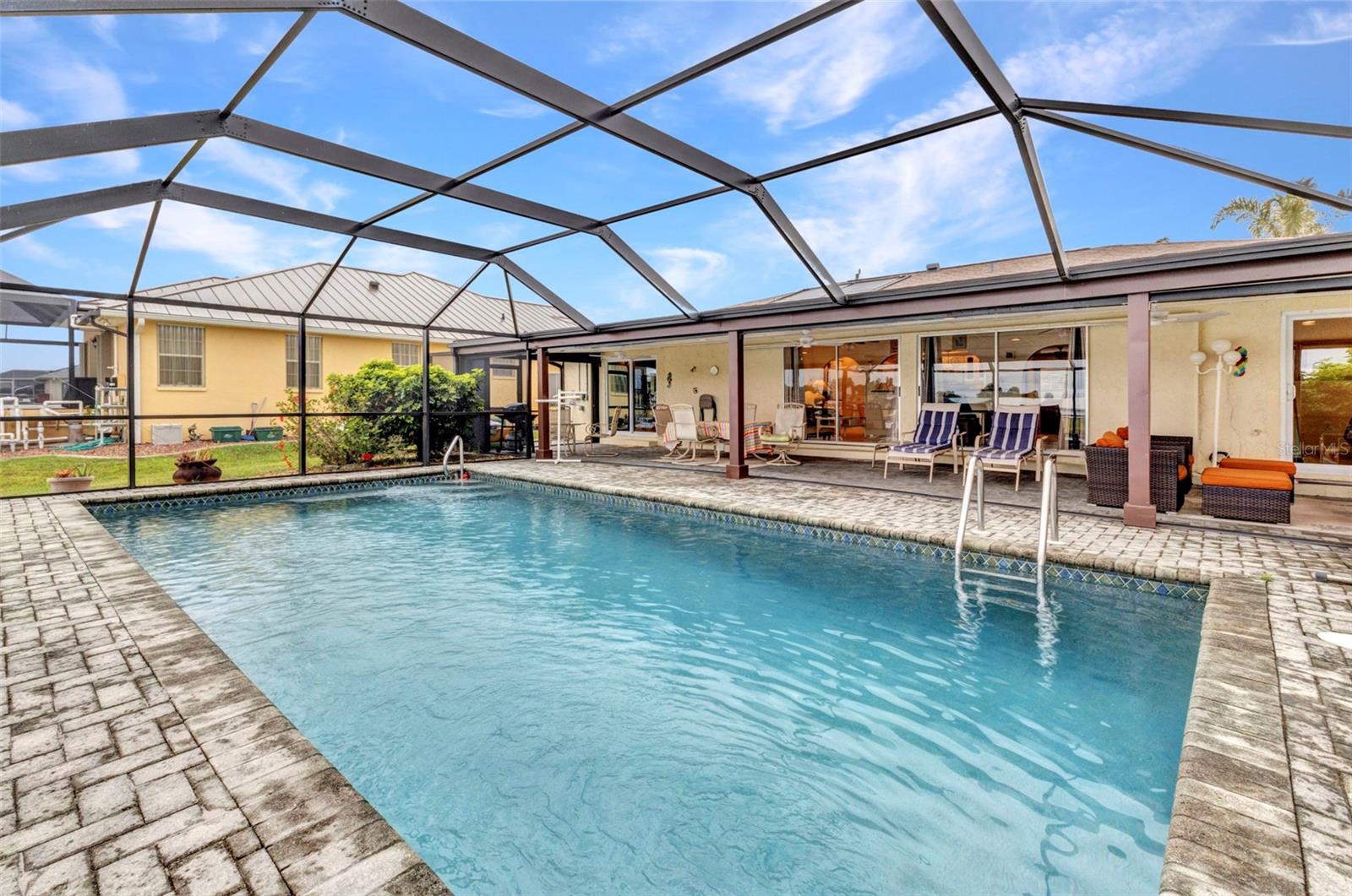 Image 4 of 54 For 205 East Tarpon Boulevard Nw