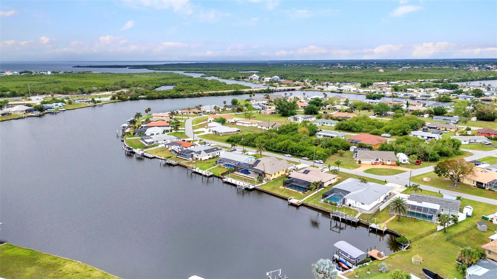 Image 47 of 54 For 205 East Tarpon Boulevard Nw