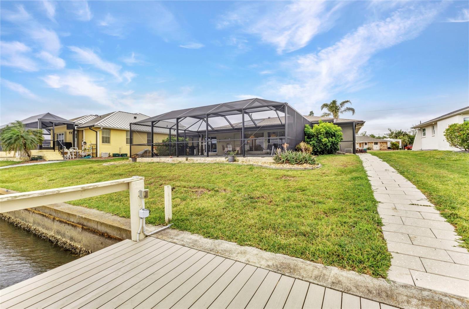 Image 51 of 54 For 205 East Tarpon Boulevard Nw