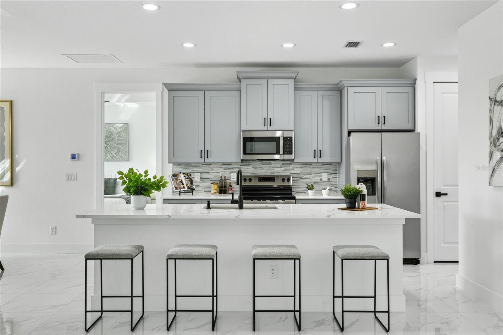 Image 12 of 30 For 3113 14th Street Sw