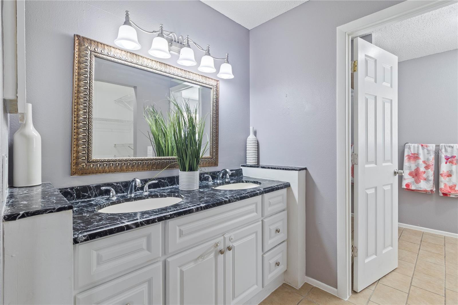 Image 19 of 41 For 4800 Salford Boulevard