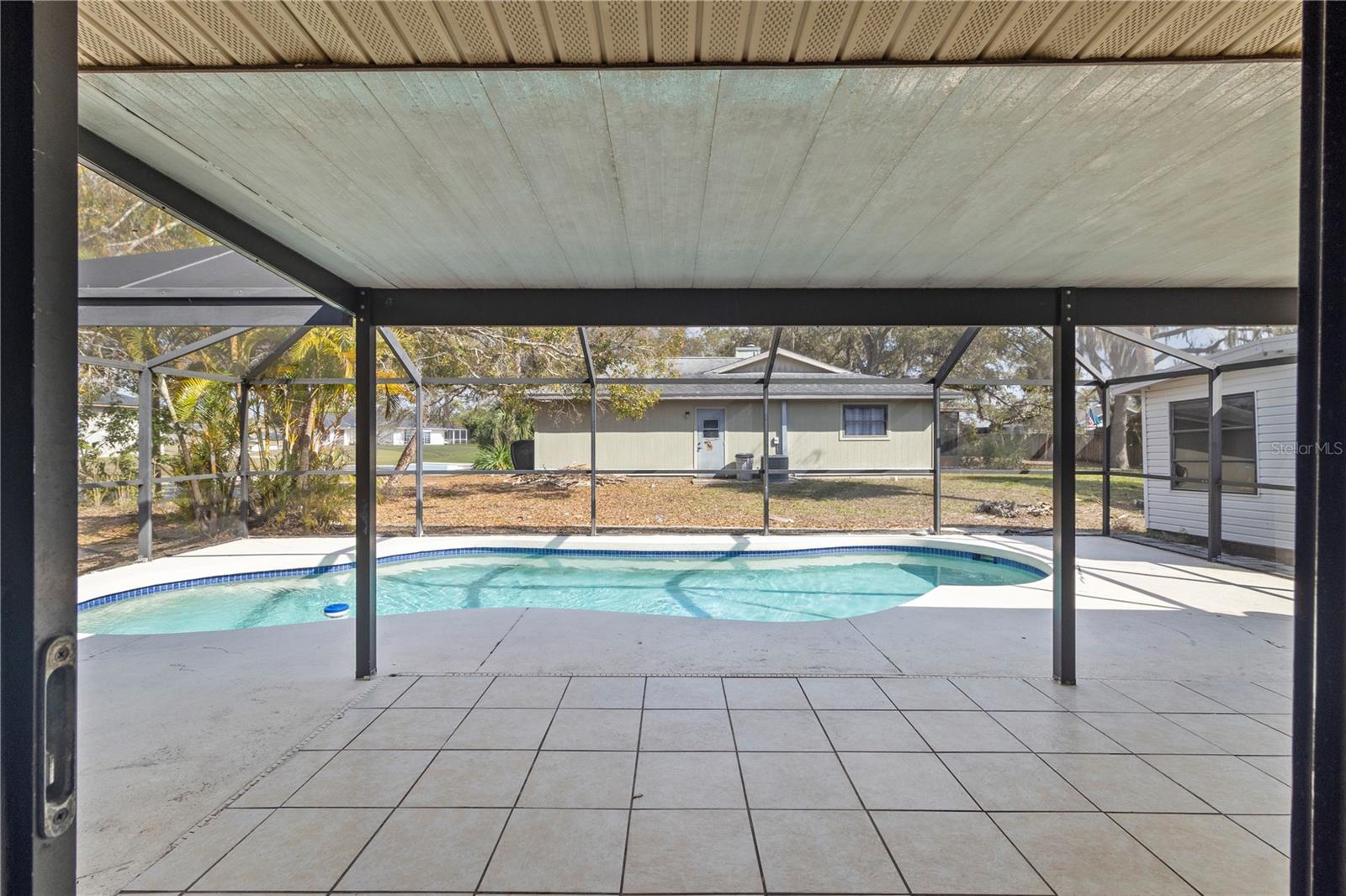 Image 35 of 41 For 4800 Salford Boulevard