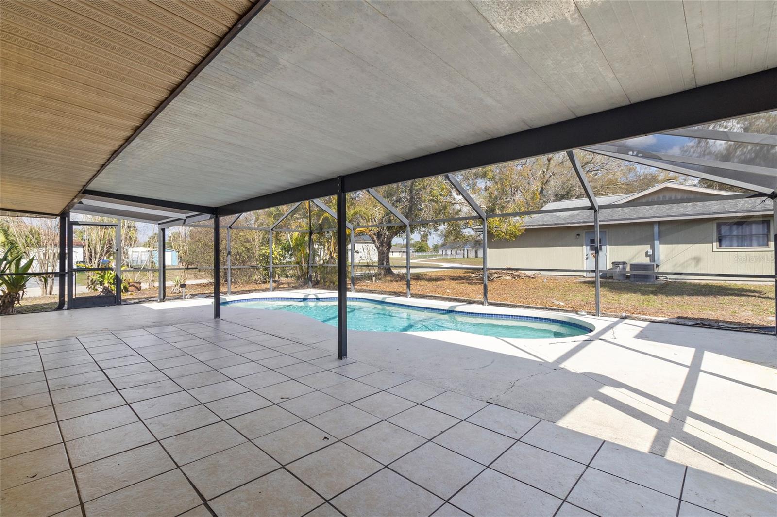 Image 36 of 41 For 4800 Salford Boulevard