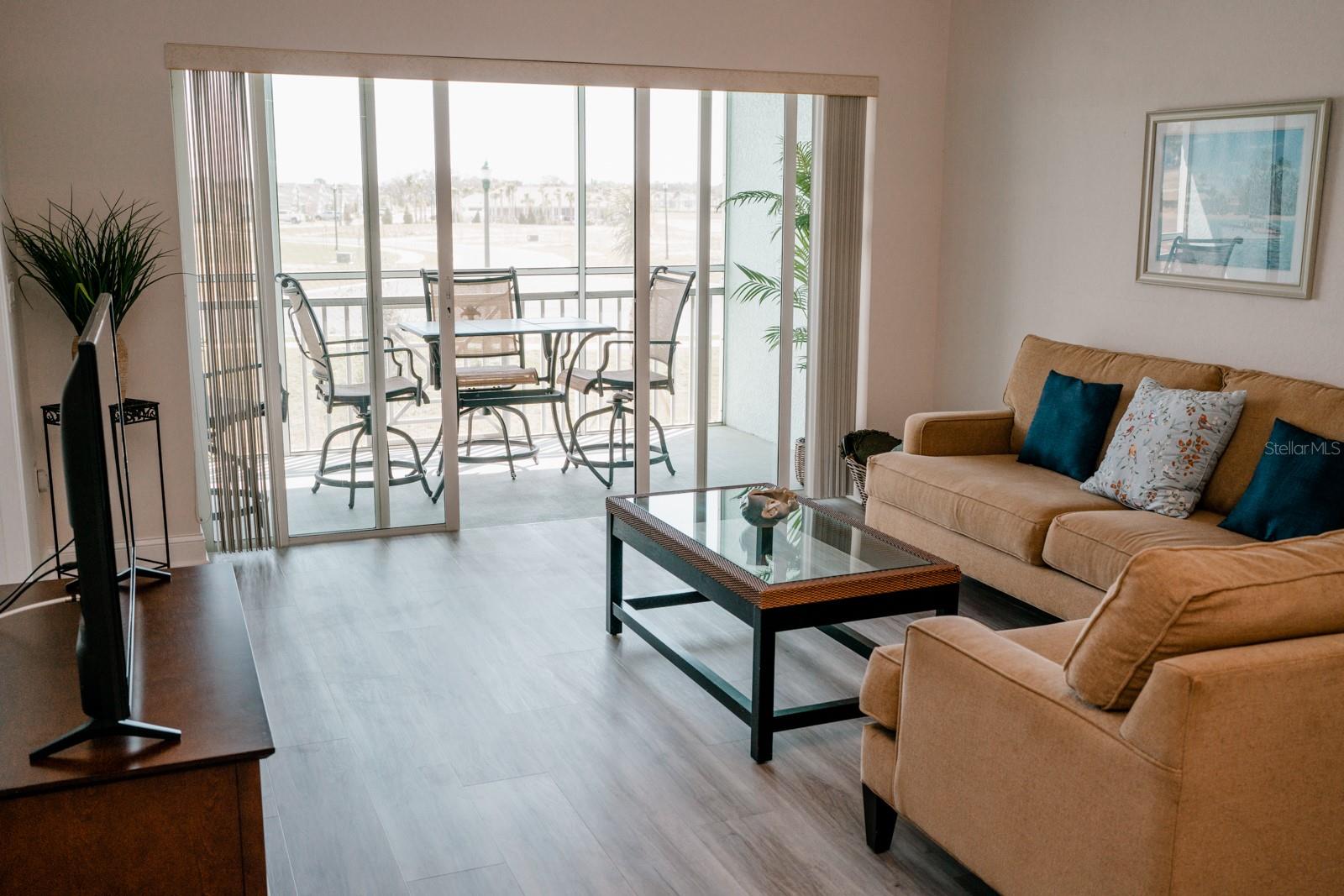 Image 4 of 19 For 5762 Sabal Trace Drive 203