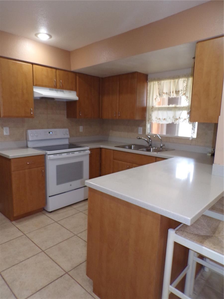 Image 19 of 35 For 4117 Harbor Boulevard