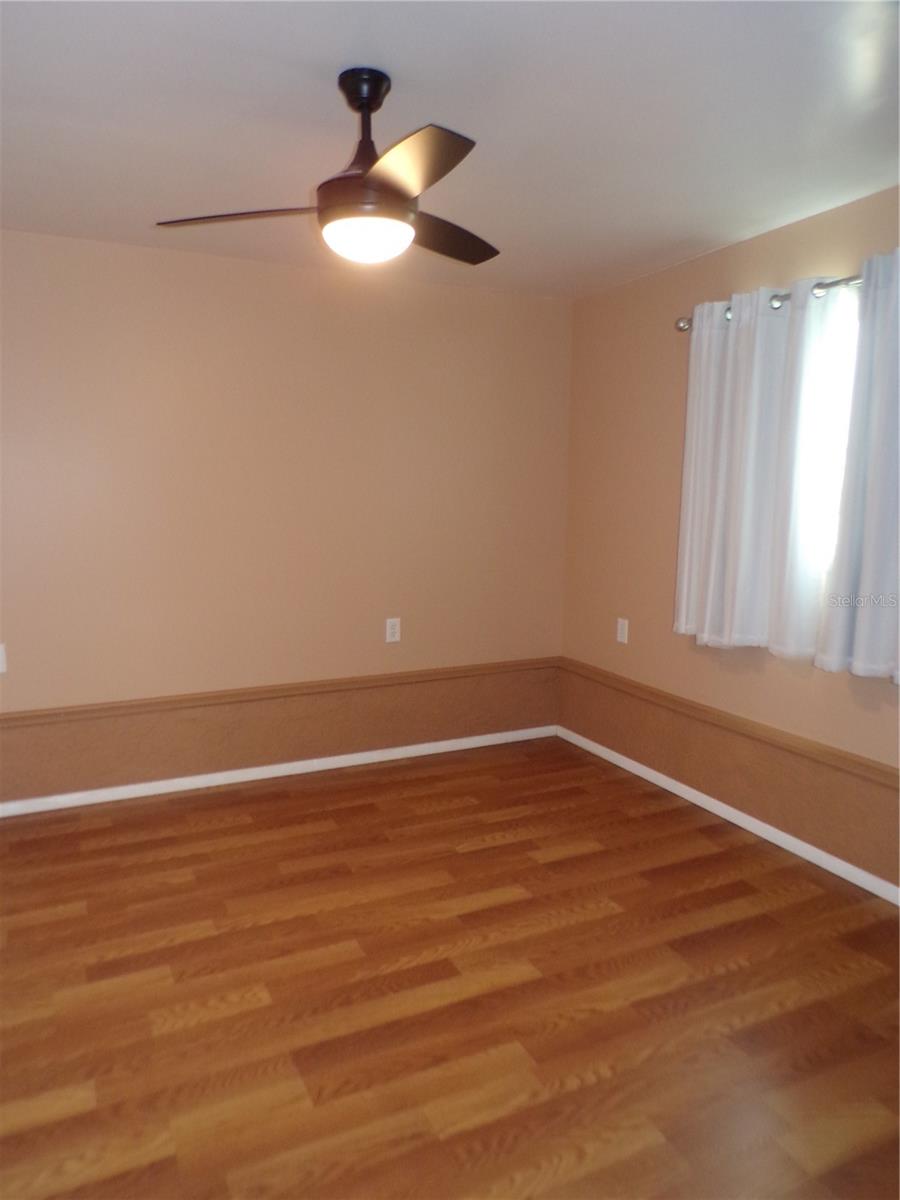 Image 22 of 35 For 4117 Harbor Boulevard