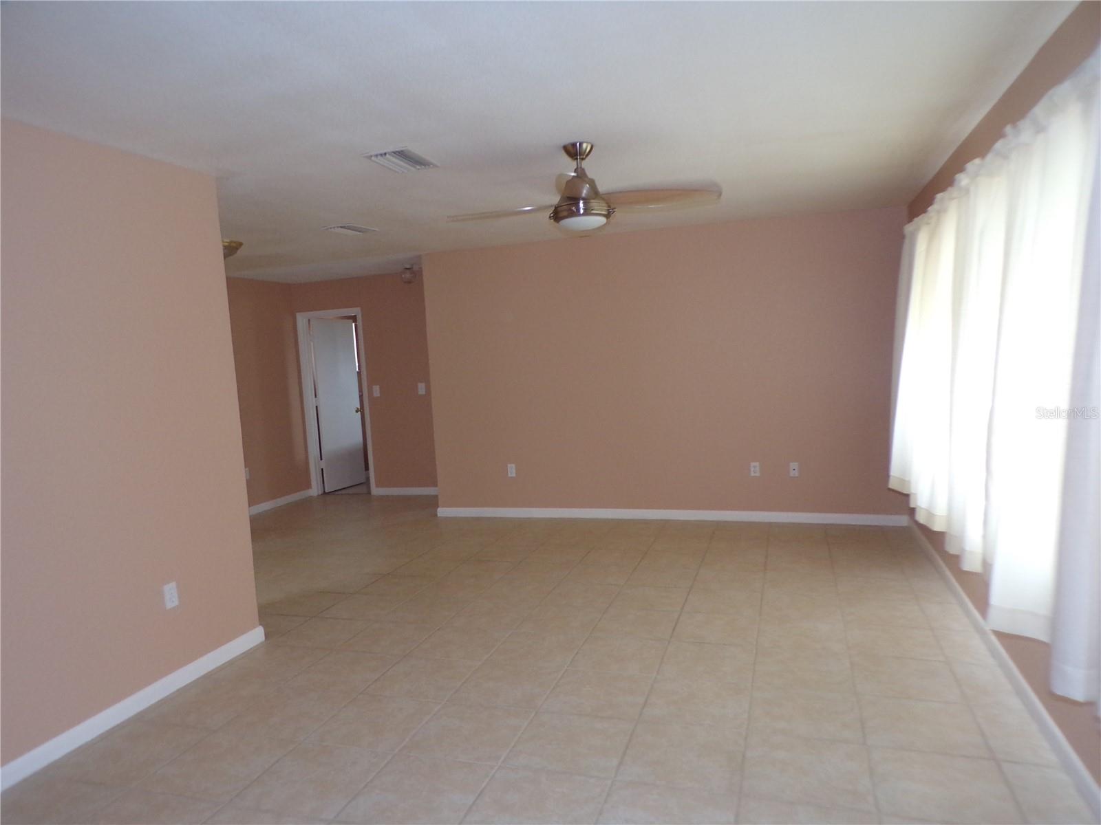 Image 3 of 35 For 4117 Harbor Boulevard