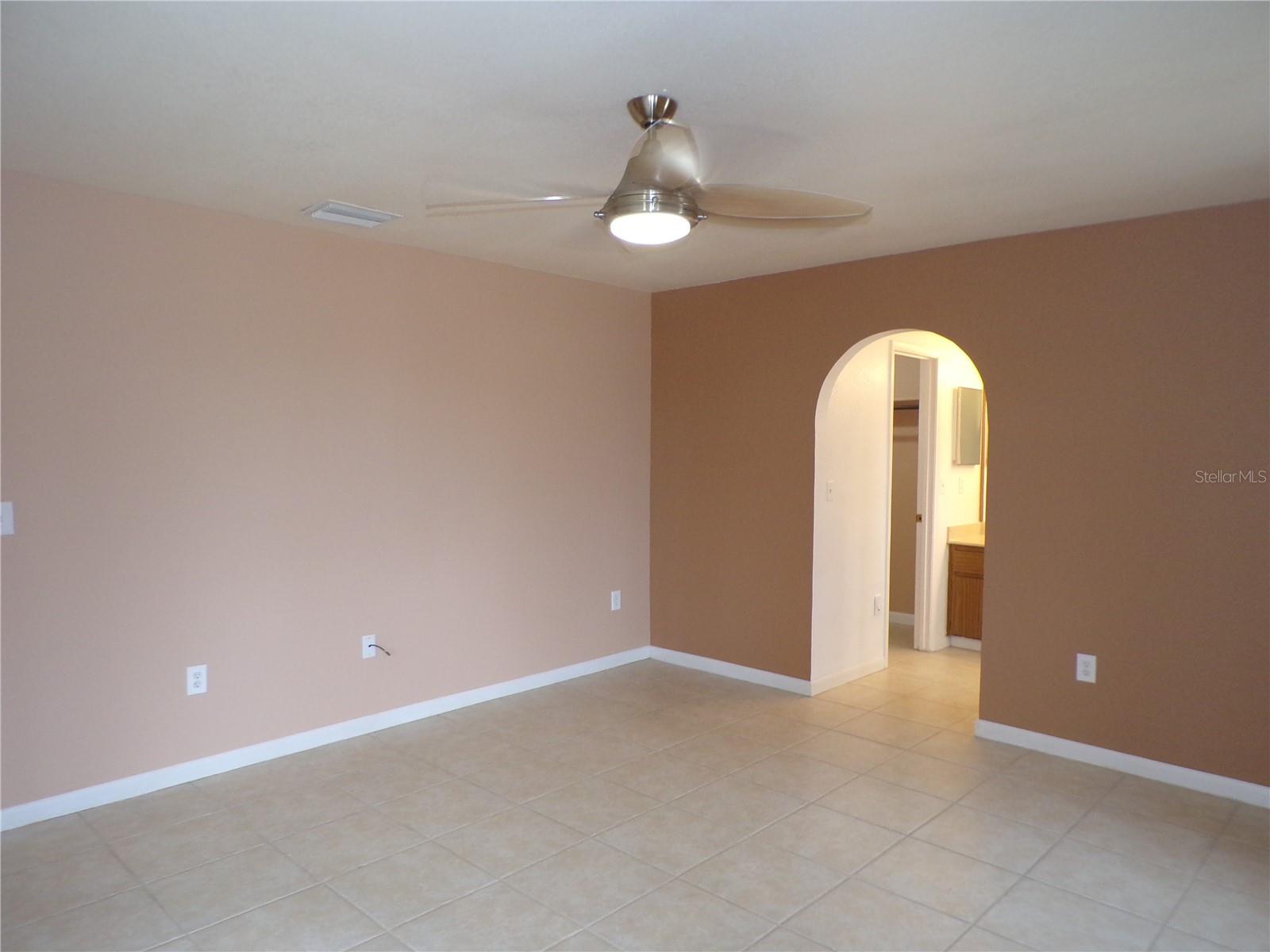 Image 6 of 35 For 4117 Harbor Boulevard