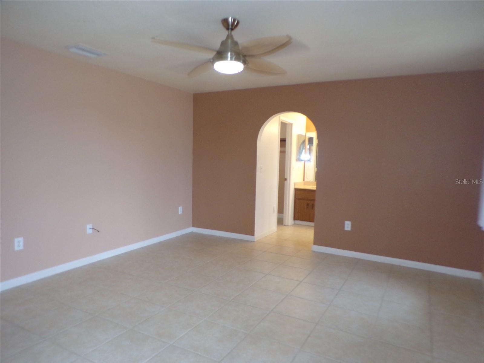 Image 9 of 35 For 4117 Harbor Boulevard