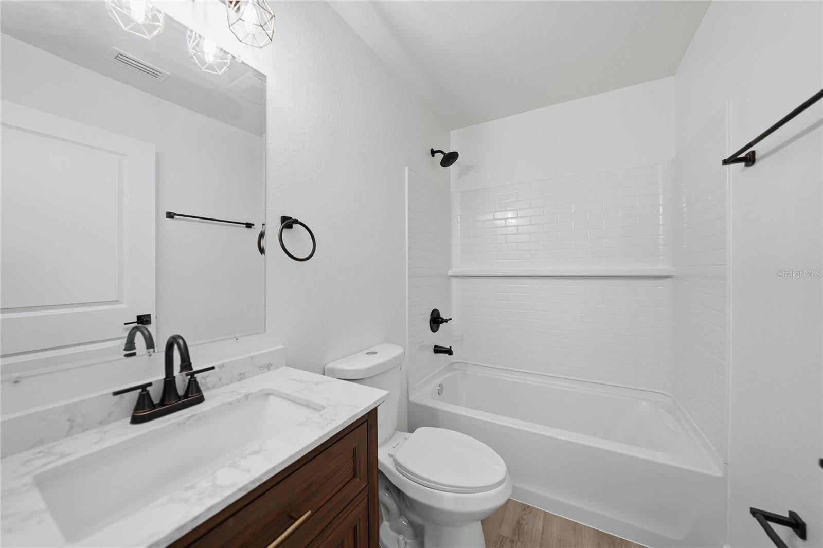 Image 15 of 16 For 3082 Top Terrace